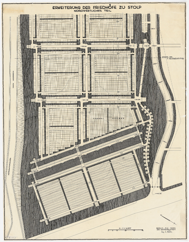 Ein altes Stadtplan mit zahlreichen Gebäuden und einem Stadtplan, mit beschreibendem Text über die Stadtanlage.
