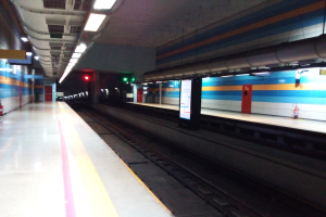 Kinder stoppen Stadtbahn, Wasserrohrbruch stört Zugverkehr - Notfallmeldungen