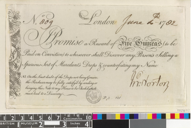 Alter Dokument mit schwarzer und weißer Handschrift, Text, einem Stempel und Farbskalen unten, die eine Belohnung von fünf Emiraten für die Meldung von gefälschten Mardant's Tropfen angeben.