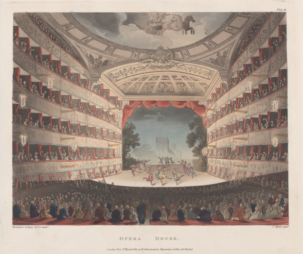 Eine Gravur des Auditoriums der Königlichen Oper in London, die Menschen auf der Bühne sitzend und im Hintergrund stehende, mit detaillierten Deckenmustern und entfernten Bäumen und Gebäuden, und Text am unteren Rand.