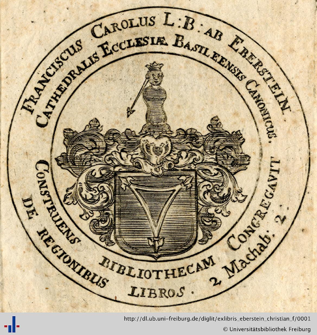 Altes Buch mit einem Wappen, das ein Schild mit einer Krone darauf zeigt, umgeben von einem Lorbeerkranz und einem Banner mit der Aufschrift "Bibliothek" in Schreibschrift, darunter das Wort "Bibliotheken" in fetter Schrift.