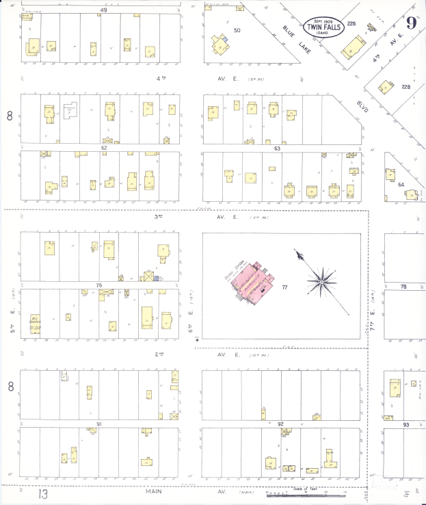 Ein detaillierter Lageplan eines geplanten Entwicklungsgebiets in San Antonio, Texas, der verschiedene Gebäude, Straßen und andere markierte Merkmale zeigt.