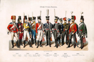 Schwarzes und weißes Foto von 1836 deutschen Infanteristen in Uniform, die in einer Reihe stehen, Hüte tragen und Gegenstände halten, mit '1836 deutsche Infanteristen' Text unten.