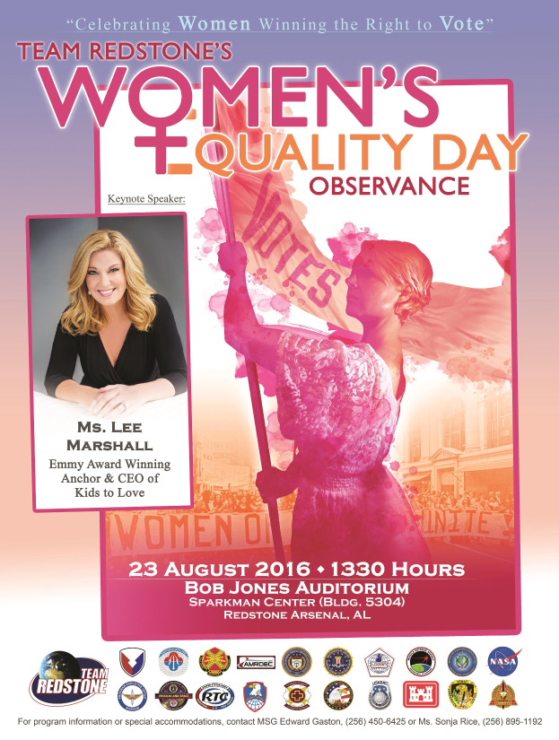 Ein Plakat für den Women's Equality Day von Team Redstone, das eine Frau mit einer "Women's Equality"-Fahne zeigt, mit Logo und Details des Events unten.