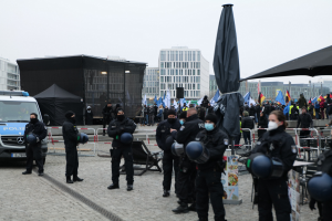 POL-WES: Dinslaken - Eine Person bei Streit nach Fußballspiel verletzt
